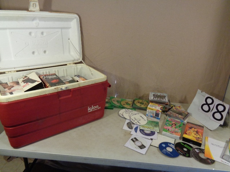lot 88 image: Igloo Cooler Full of Media
