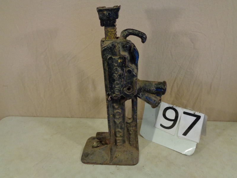 lot 97 image: Joyce Jack