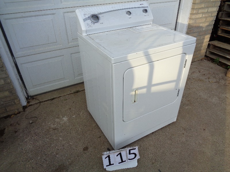 lot 115 image: Kenmore Clothes Dryer