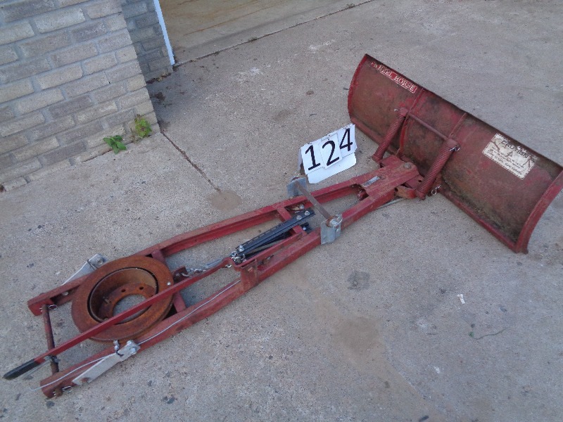 lot 124 image: Snow Plow