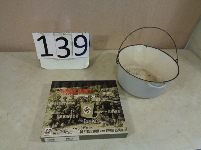 lot 139 image: Kettle and Collector Book