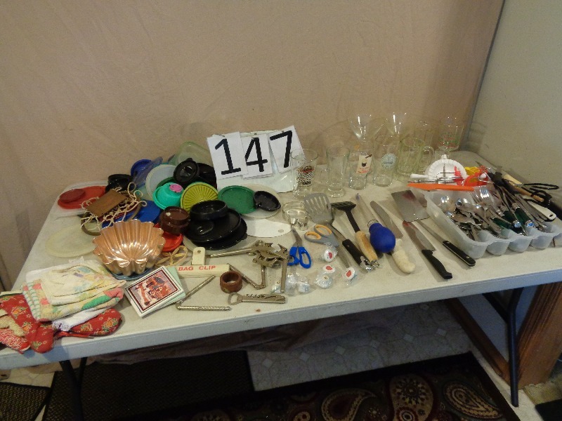 lot 147 image: Beer Glasses, Silverware, and More