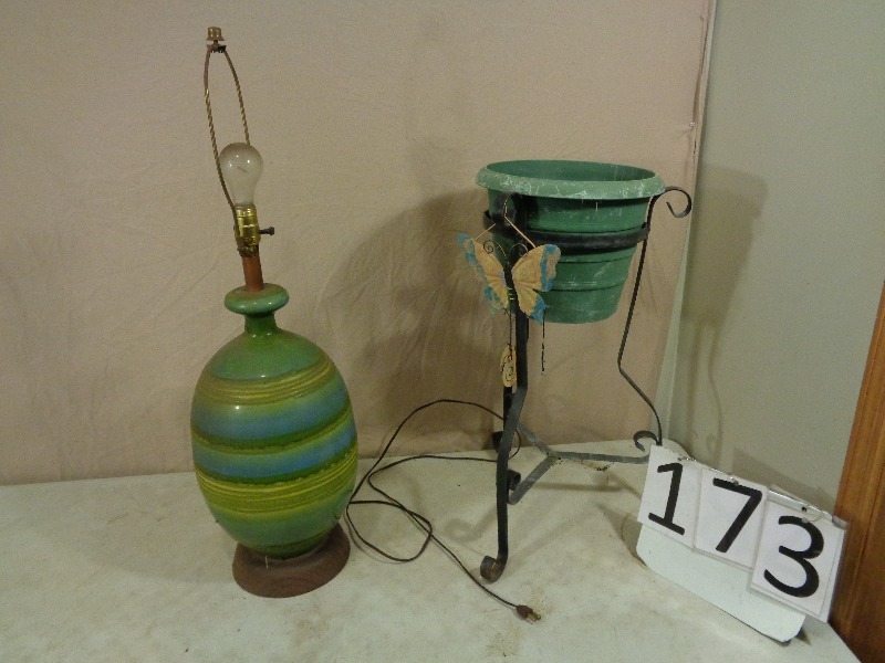 lot 173 image: Lamp and Planter