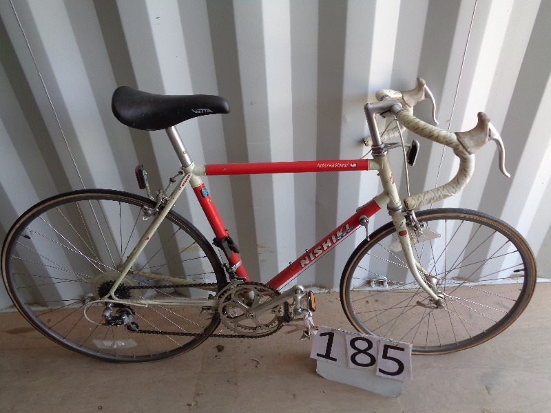 lot 185 image: Nishiki International Adult 10 Speed Bike