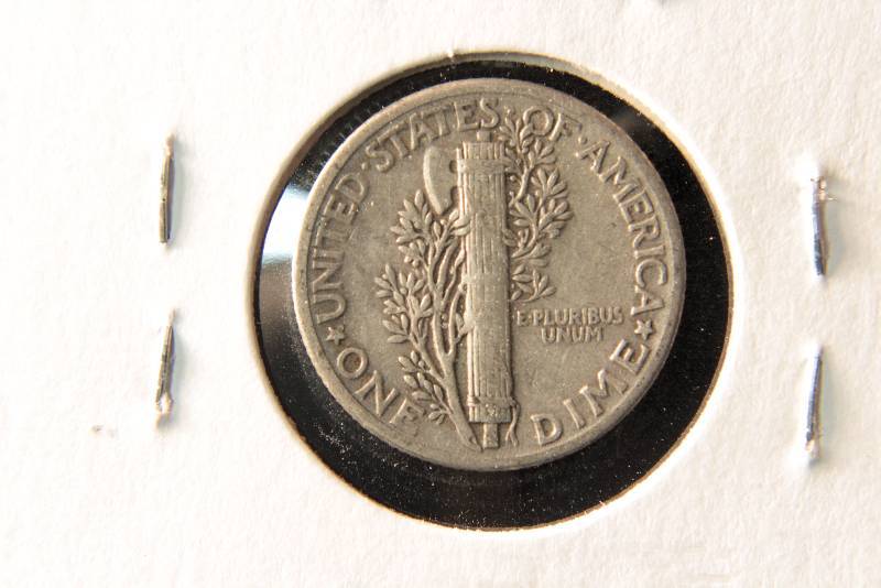 1939 MERCURY DIME FINE