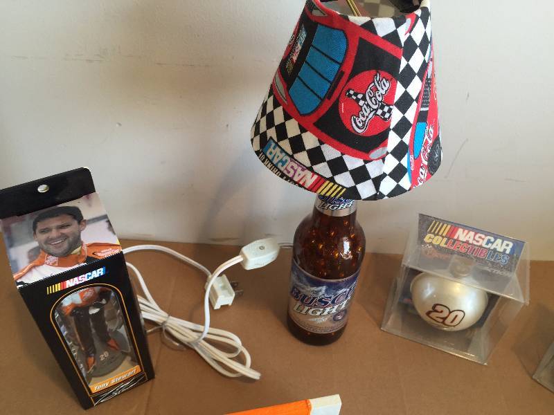 lot 3 image: TONY STEWART COLLECTIBLES