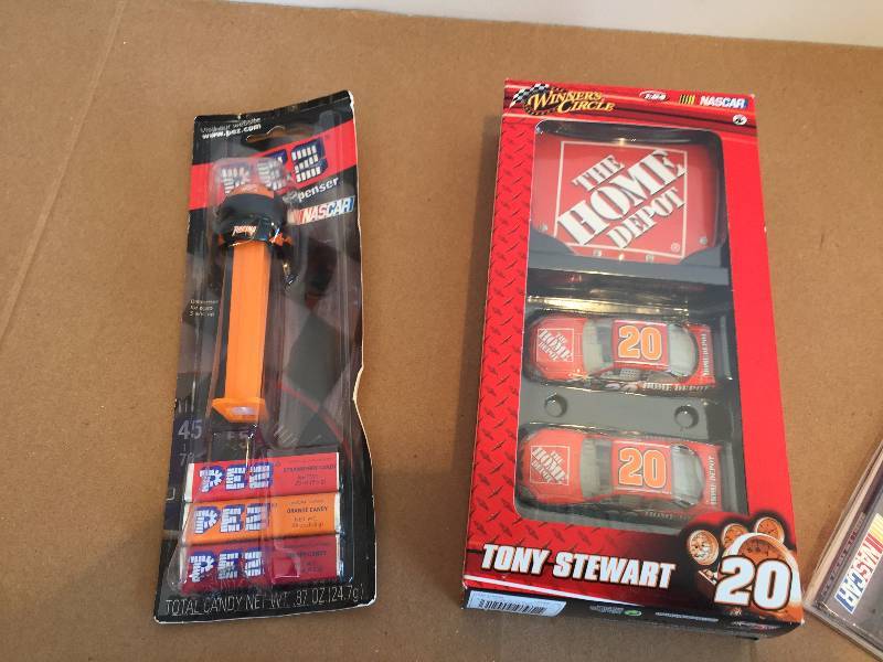 lot 4 image: TONY STEWART COLLECTIBLES