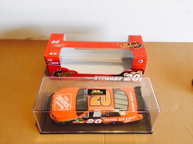 lot 18 image: TONY STEWART #20 HOME DEPOT, WINNERS CIRCLE