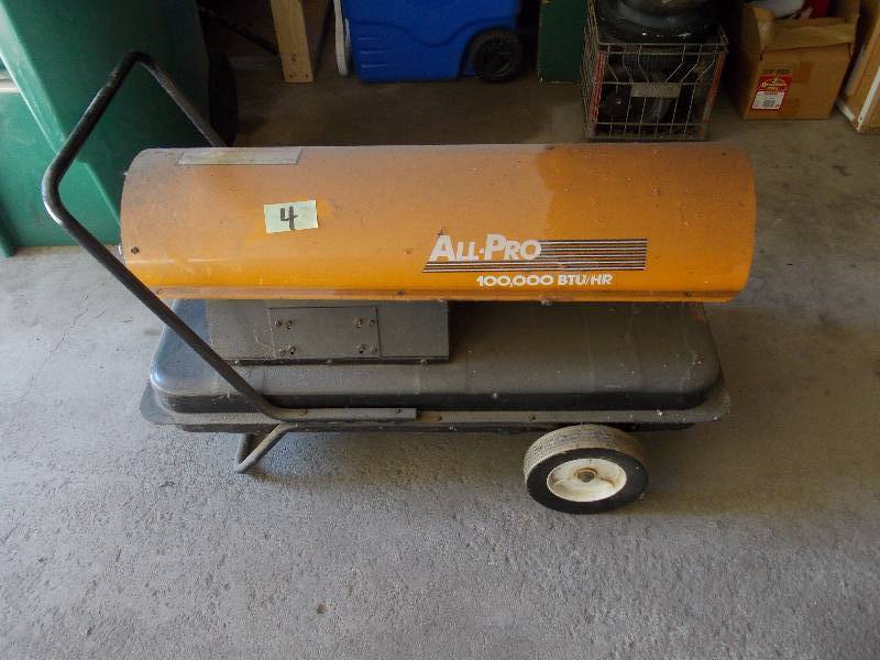 lot 4 image: Heater