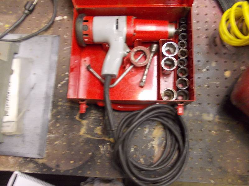 lot 11 image: Electric Impact Drill