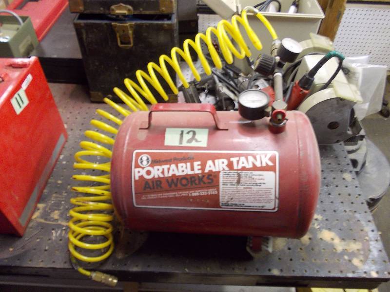 lot 12 image: Air Tank