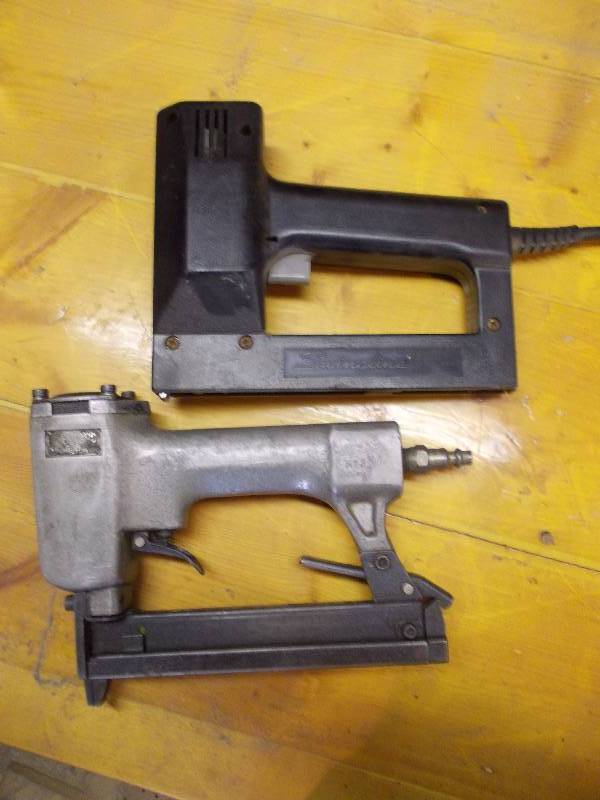 lot 43 image: Staplers