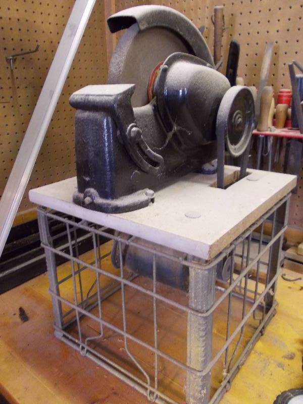 lot 70 image: Grinder