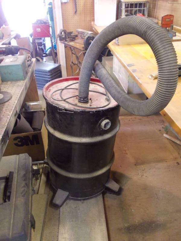 lot 75 image: Shop Vacuum