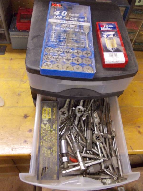 lot 91 image: Taps & Dies