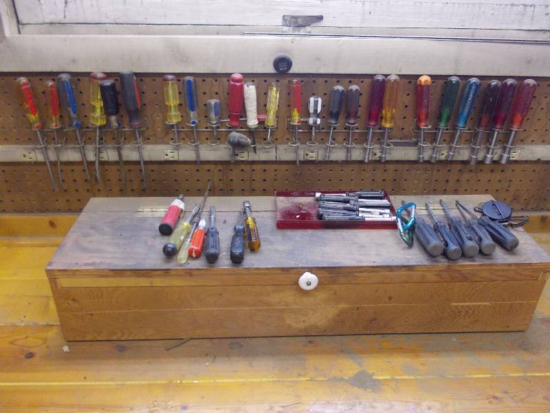 lot 99 image: Large Set Of Nut Drivers, Screw Drivers, Torx With Cabinet & Organizers