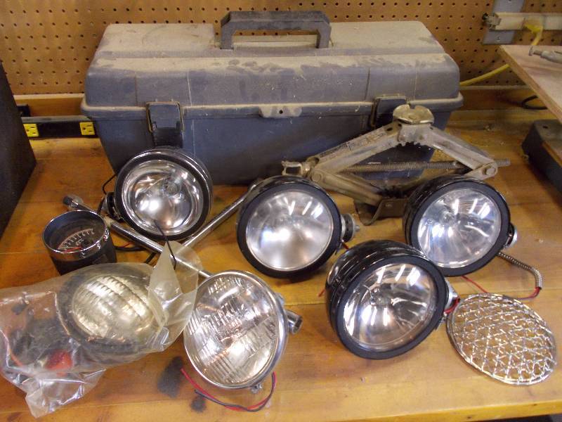 lot 116 image: Auto Related