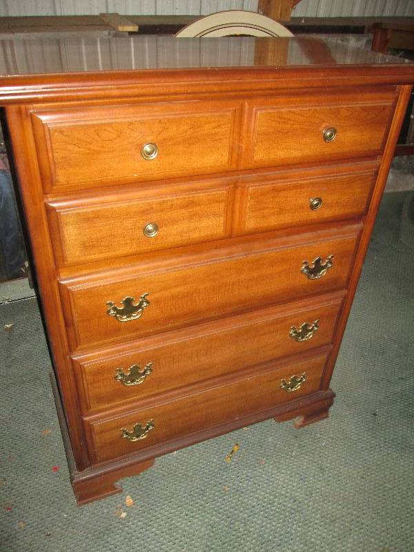 lot 7 image: Wood dresser, 36x18  47 tall...
