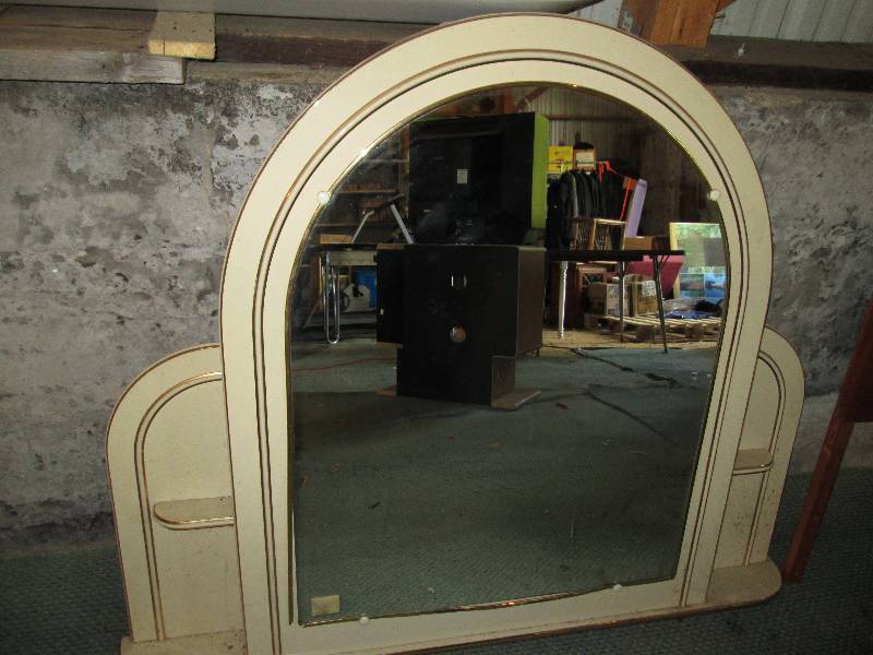 lot 17 image: Mirrored top for a dresser or twin ...