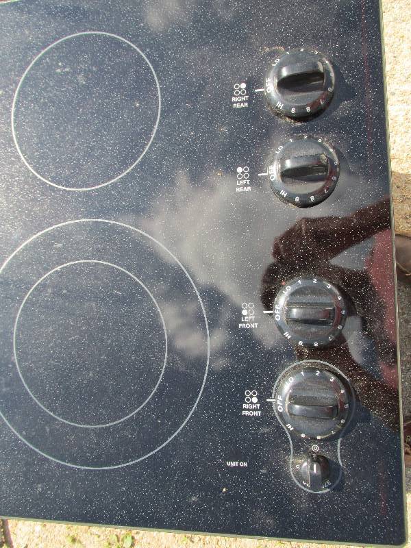 lot 59 image: Kenmore 4 burner countertop mount g...