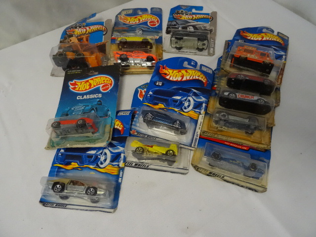 lot 13 image: Hot Wheels