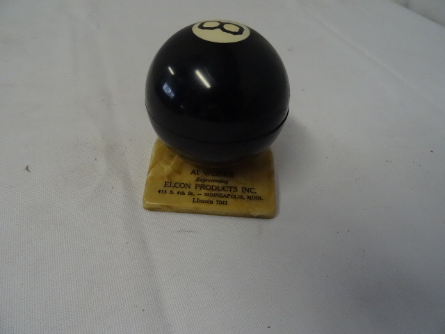 lot 129 image: Paper Weight