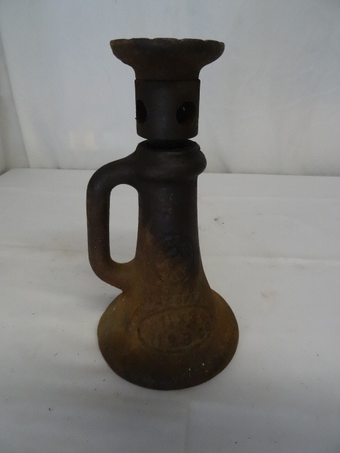lot 221 image: Jack