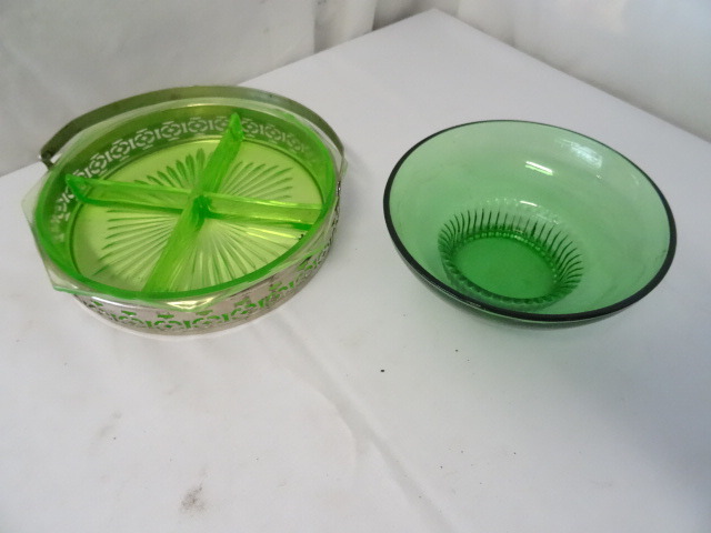 lot 252 image: Bowls