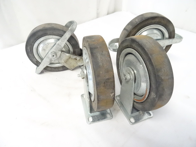 lot 284 image: Casters