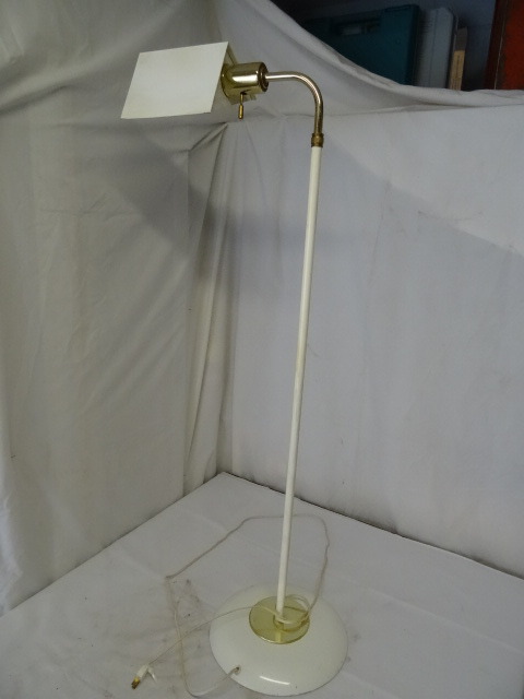 lot 300 image: Chain