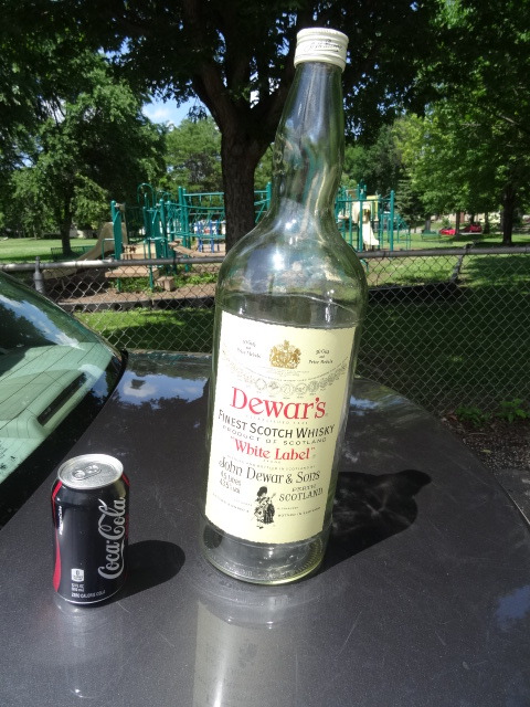 lot 121 image: Bottle