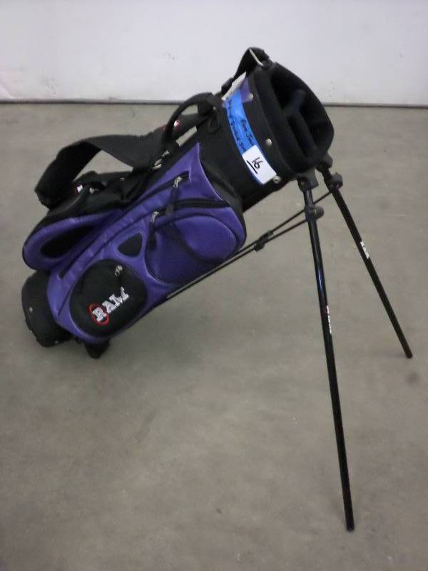 lot 16 image: Ram Juniors Stand Bag With Double S...