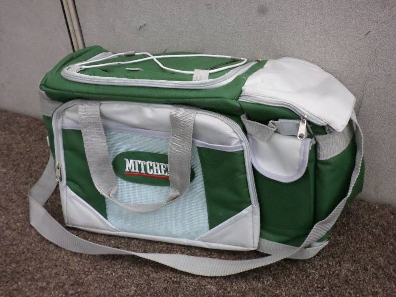 lot 24 image: Mitchell Soft-Sided Cooler With Sho...