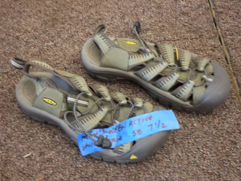 lot 106 image: Mens Keen Active Size 7.5 SandalsS...