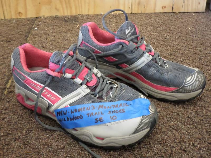 lot 123 image: New Womens Montrail Size 10 Wildwoo...