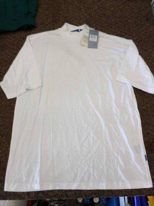 lot 159 image: New Dockers Dry Ply Mens Size Mediu...