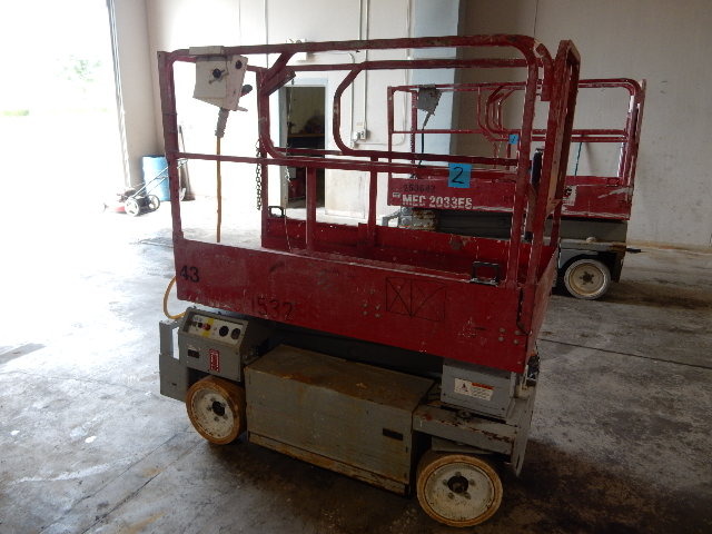 MEC 1532ES Electric Scissor Lift