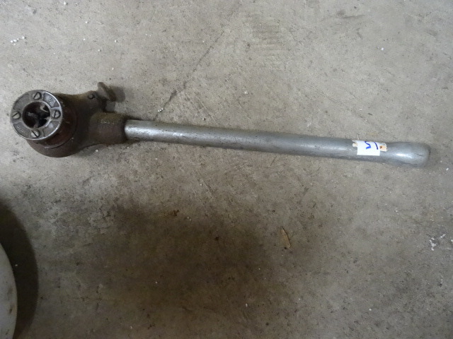 Pipe Threader