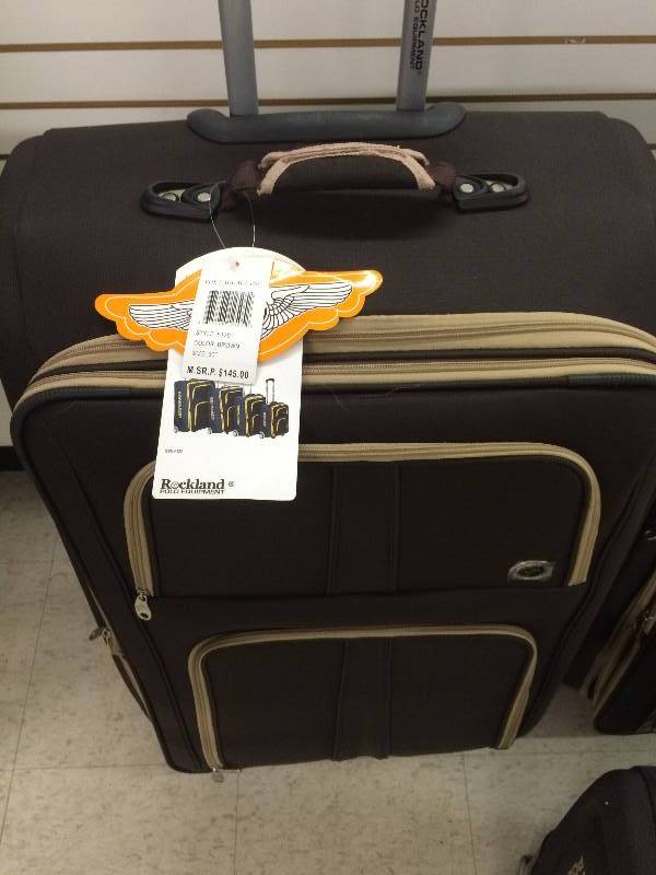lot 3 image: Brand new rockland 4 piece luggage set  retail $299