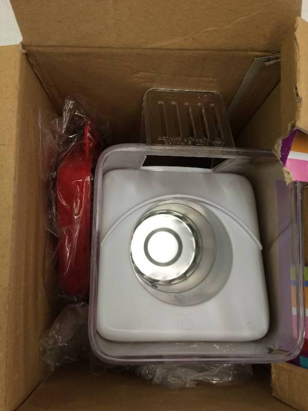 lot 5 image: hot air popcorn popper
