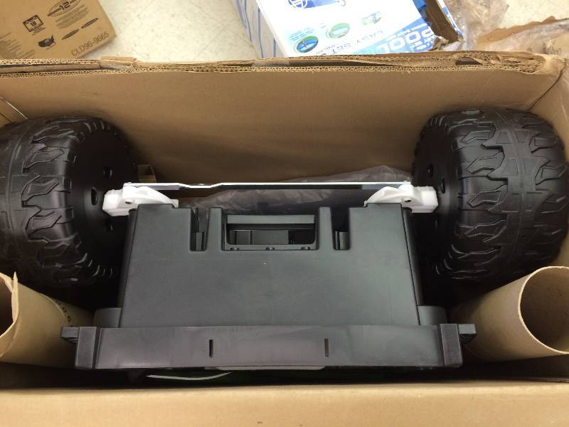 lot 6 image: Brand new teenage mutant ninja turtles power wheels jeep
