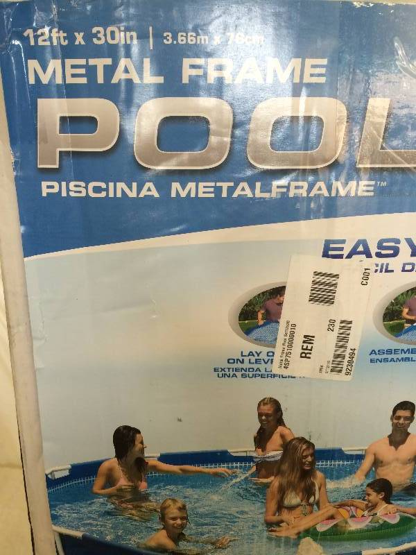 lot 23 image: New Intex 12 x 30 Metal Frame Pool Set
