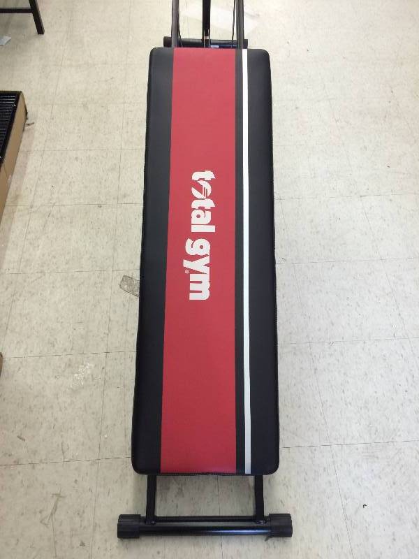lot 40 image: Total Gym 1100 retail $199 on amazon