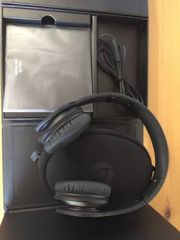 lot 68 image: Beats Solo HD Headphones retail $199