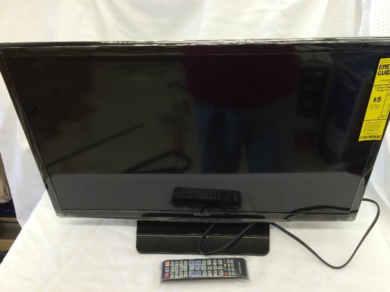 lot 74 image: Samsung UN28H4000 28-Inch 720p 60Hz LED TV