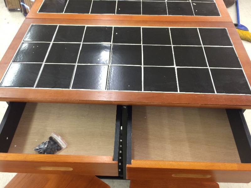 lot 95 image: Stowaway Table and Stools Set - CherryBlack retail $149