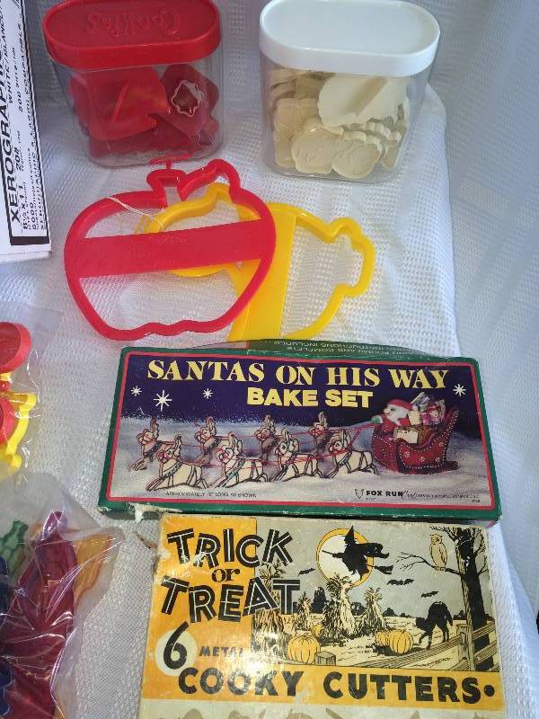 lot 111 image: huge box of  cookie cutters all different shapes and sizes