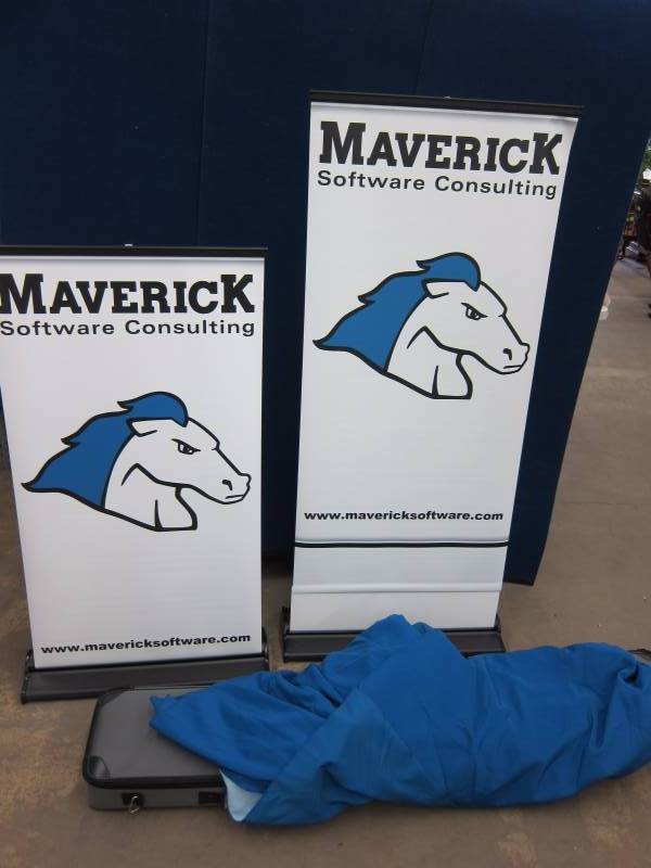 Trade Show Signs, Cases & Tablecloth