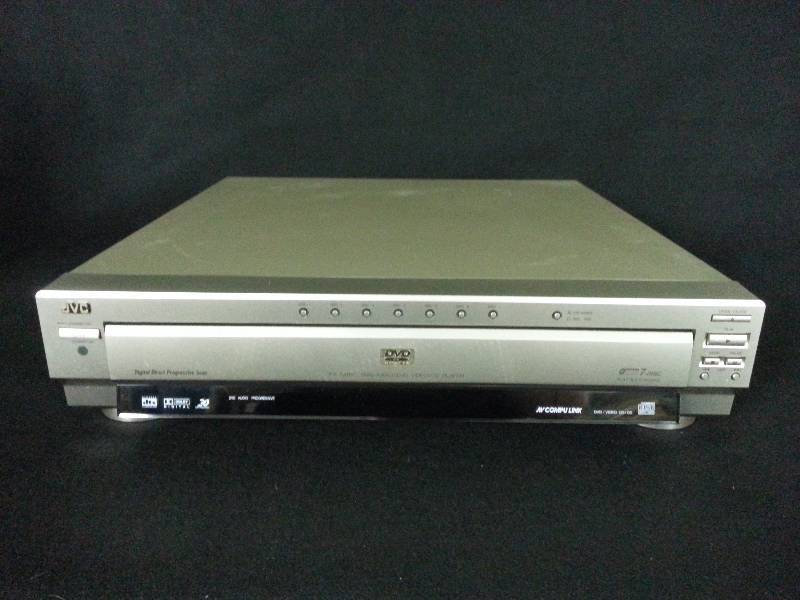 lot 66 image: JVC 7 Disc DVD  CD Player