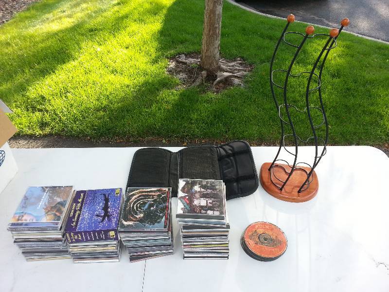lot 131 image: Large Number of CDs, CD case, and CD Tower